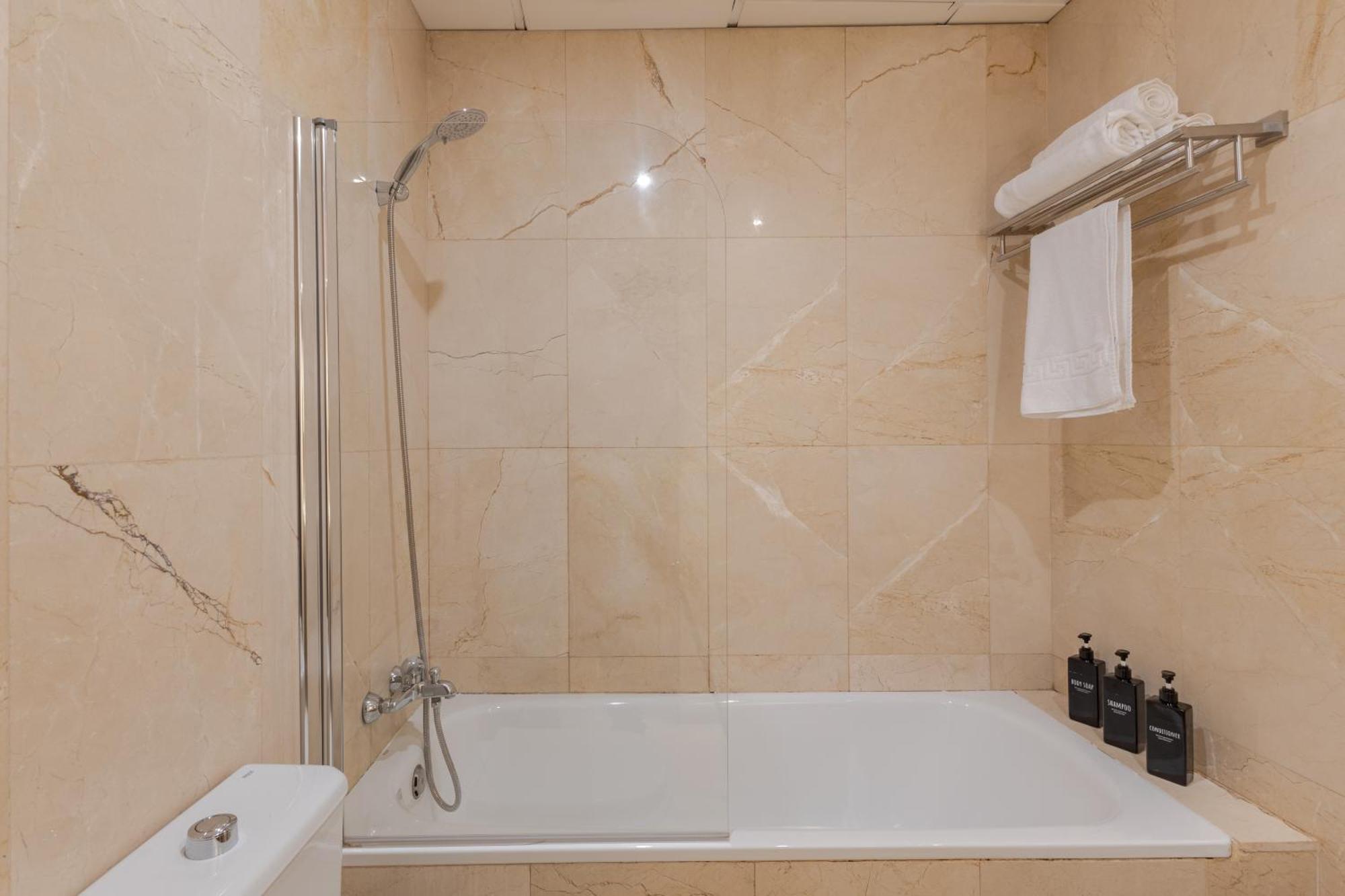 Mad Coco Aparts & Suites Centro Sol Madrid Ngoại thất bức ảnh