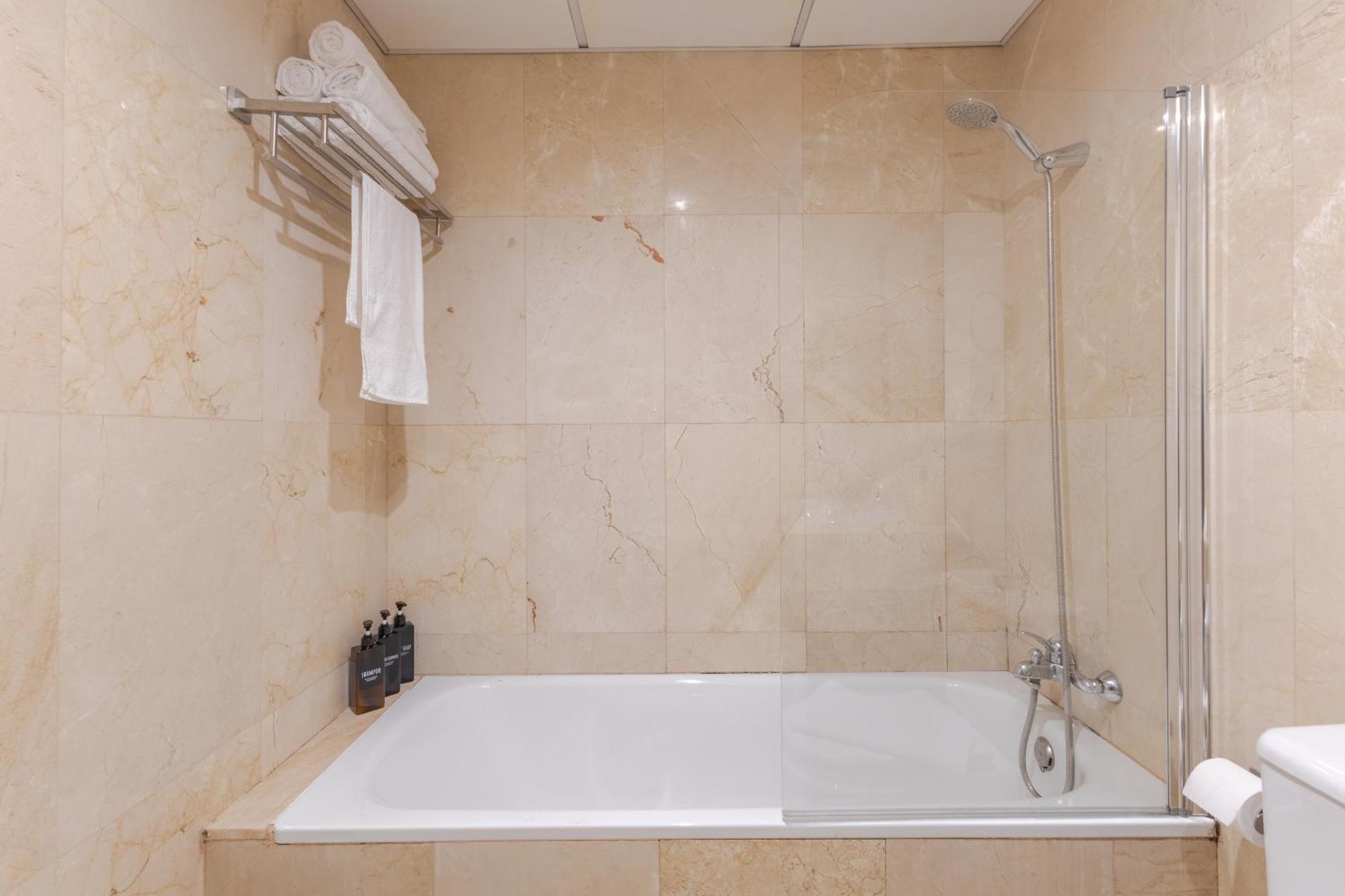 Mad Coco Aparts & Suites Centro Sol Madrid Ngoại thất bức ảnh