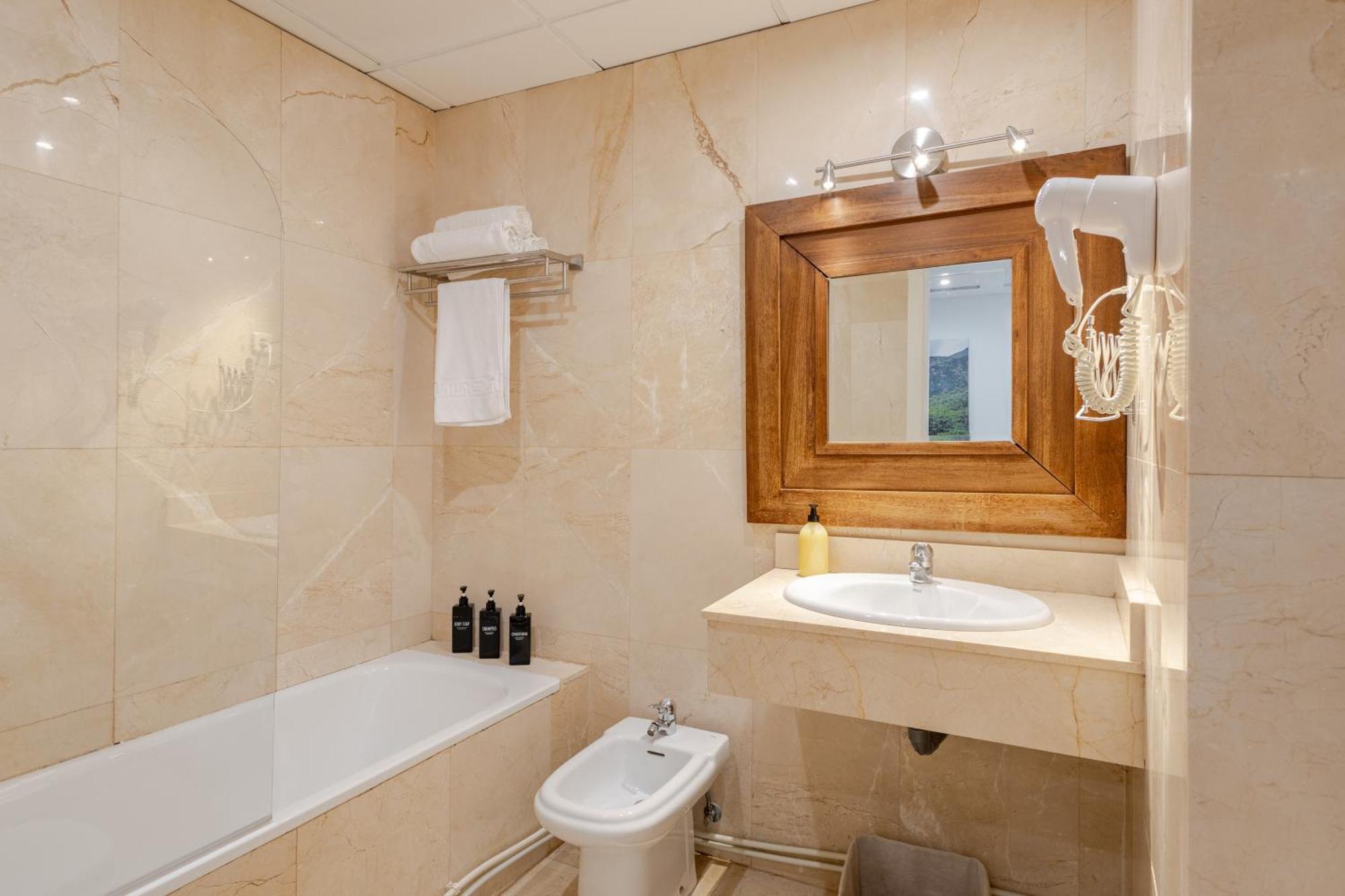 Mad Coco Aparts & Suites Centro Sol Madrid Ngoại thất bức ảnh